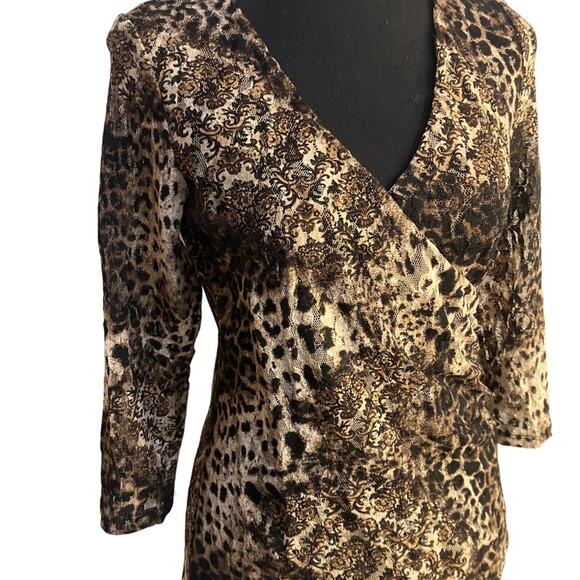 Chico's Brown and Tan V-Neck Wrap Blouse (Size 0) - Picture 8 of 11